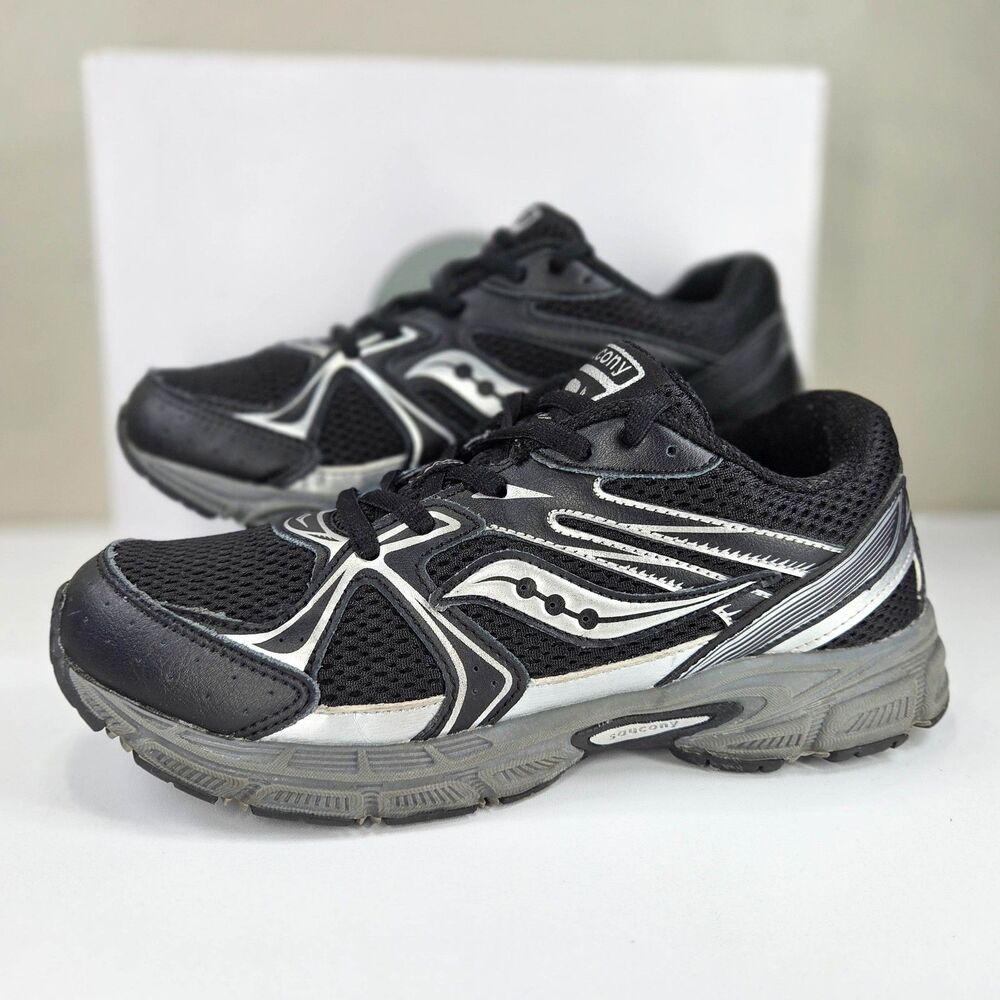 Saucony Ride Millennium KDZ Black Silver SYF25BB2 Sz Mens 6 / Womens 7.5